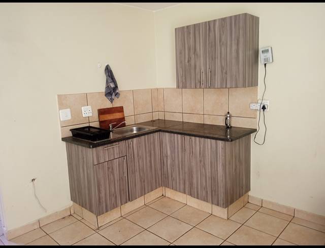 1 BEDROOM SECTIONAL TITLE FOR SALE IN COMET